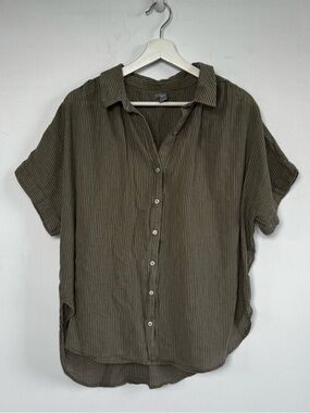 Aerie Olive and White Striped Button-Front Short Sleeve Shirt Medium